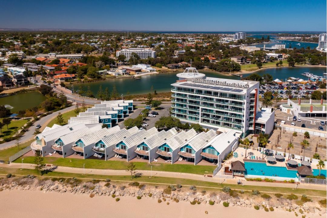 Mandurah Private Collection Sea Side 110